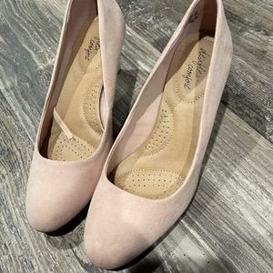 Pink suede kitten heel